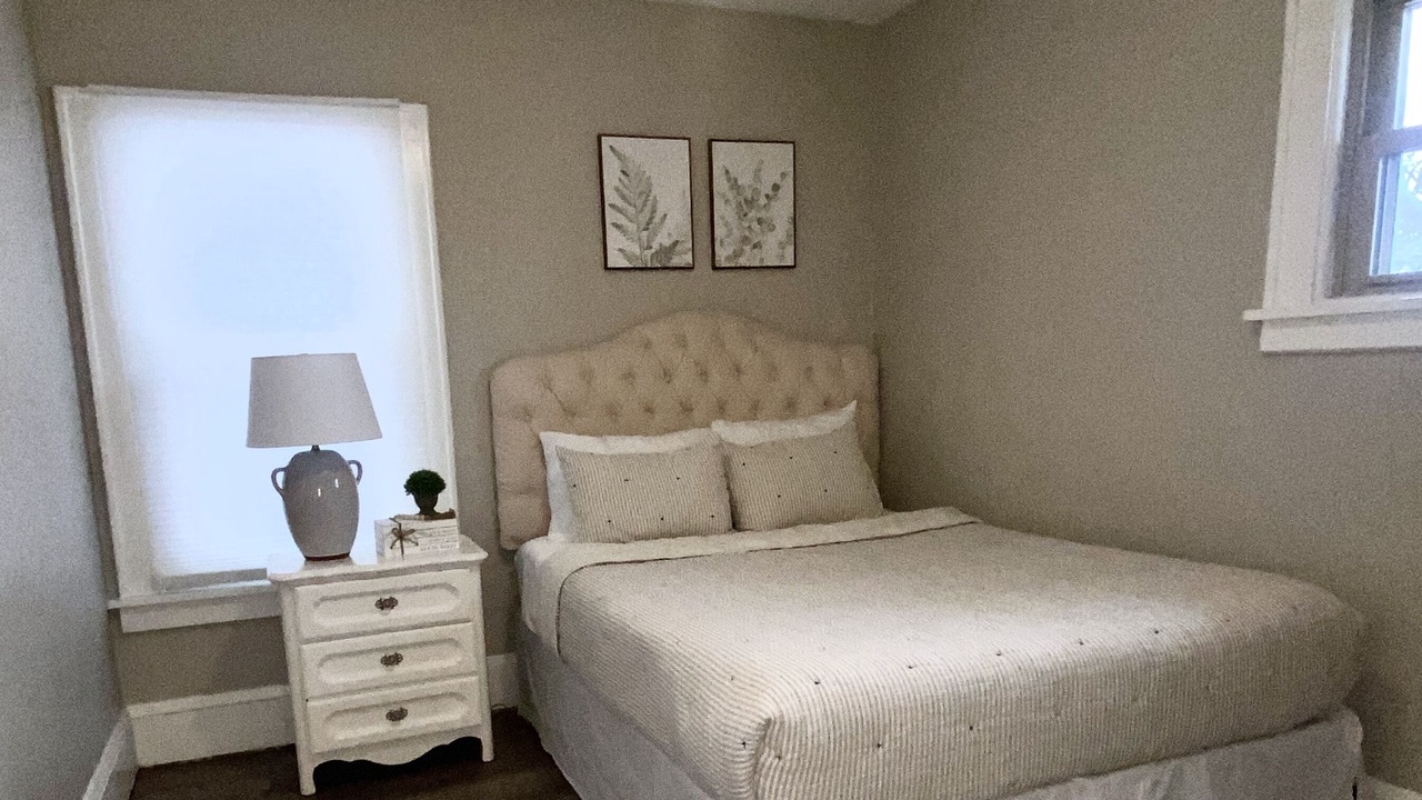 Photo of Bedroom in Warren