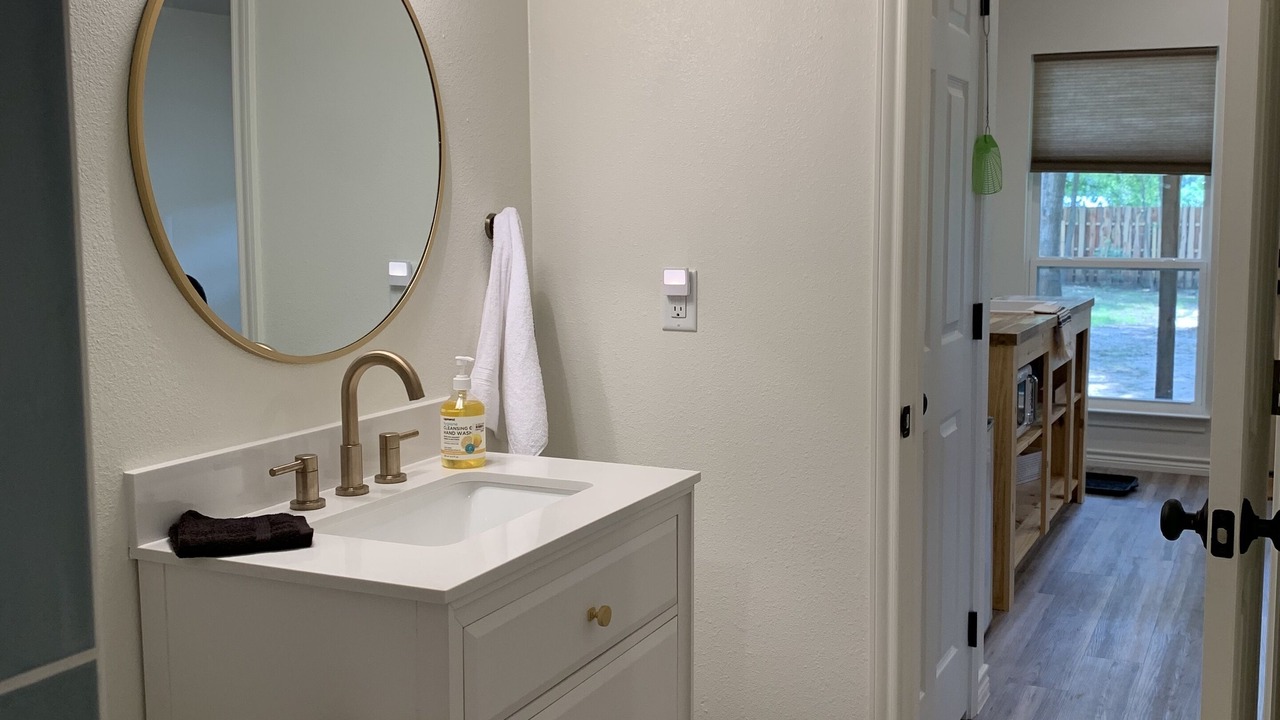 Photo of Bathroom in Ben Wheeler