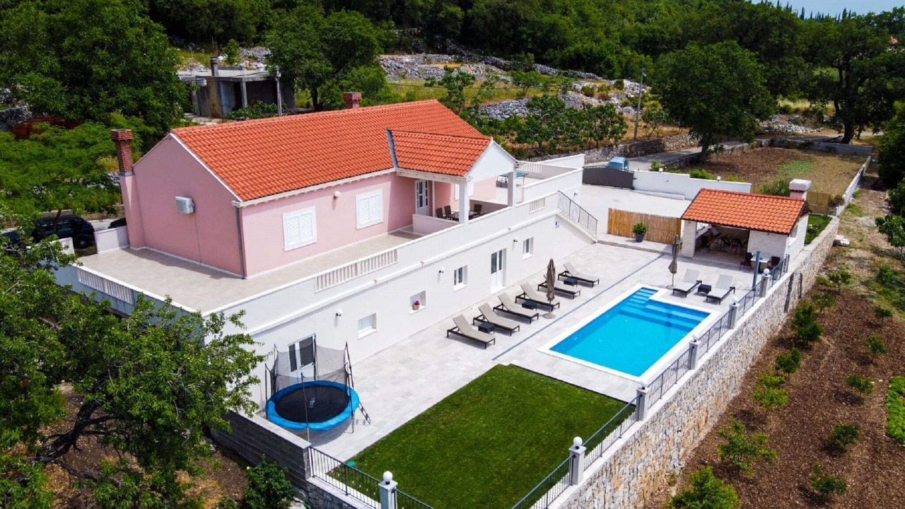 Photo of Outdoor in Pridvorje