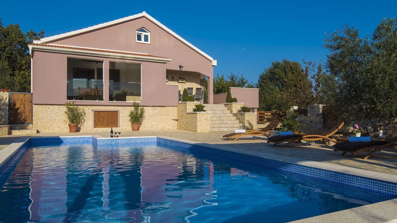 Photo of Outdoor in Lovinac
