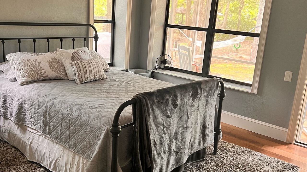 Photo of Bedroom in Dunnellon