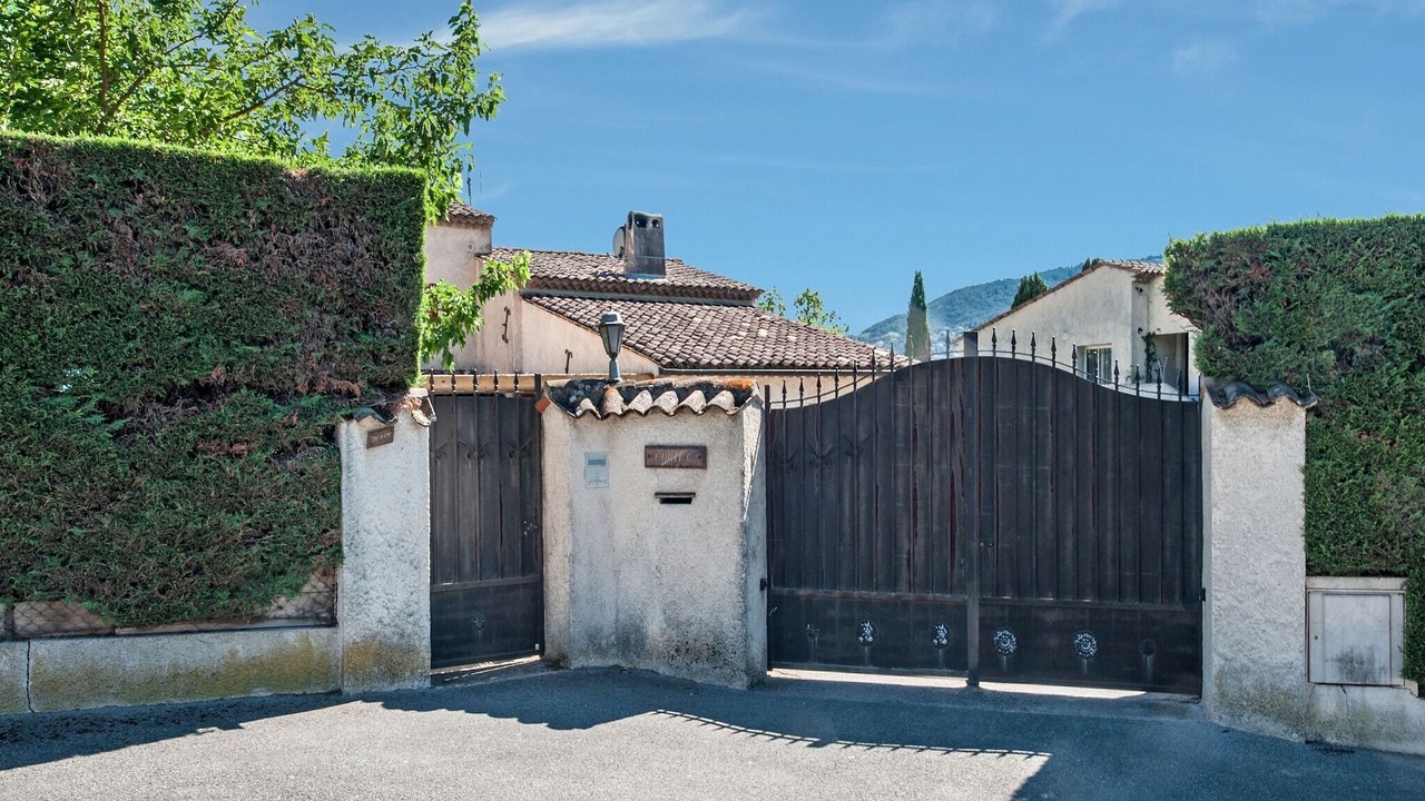 Photo of Others in Saint-Jean