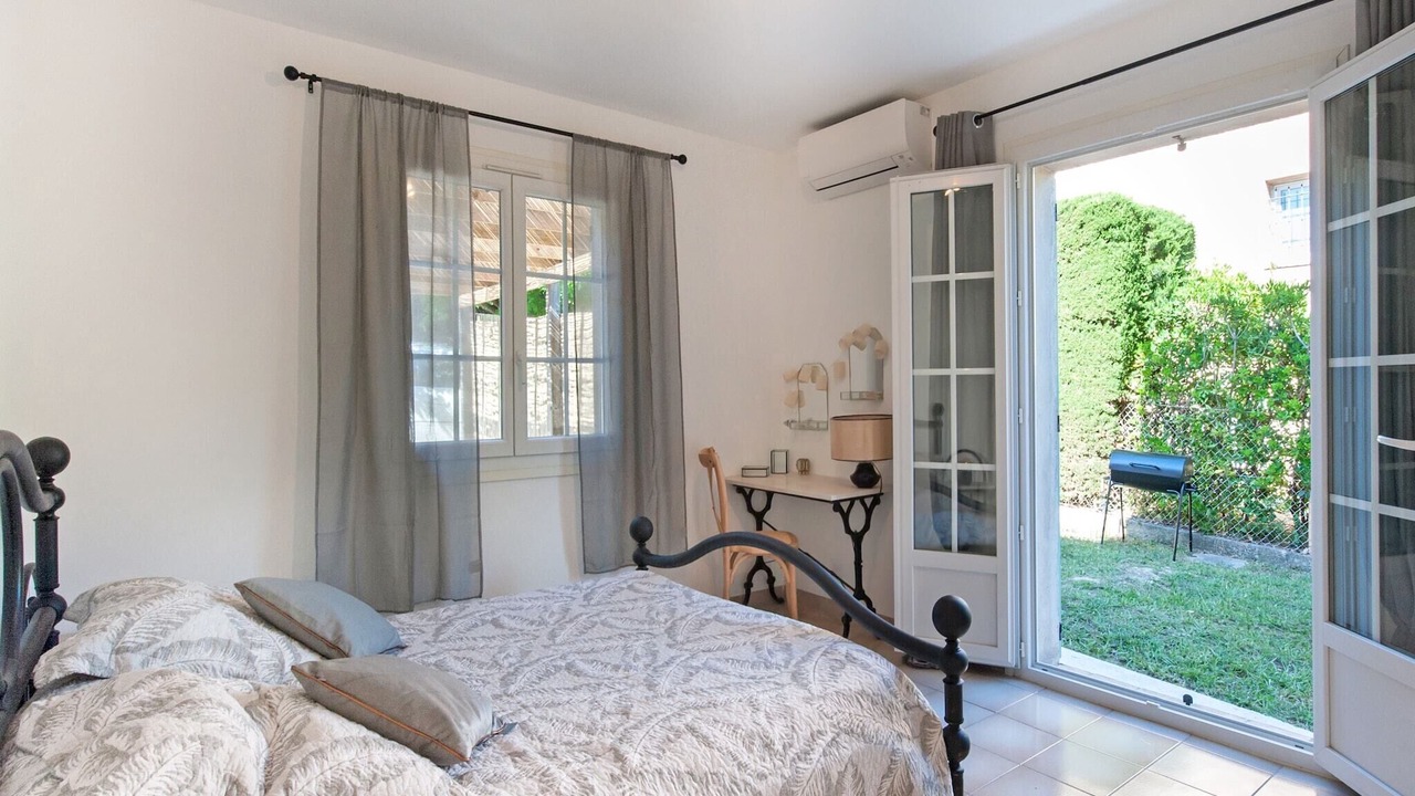 Photo of Others in Saint-Jean