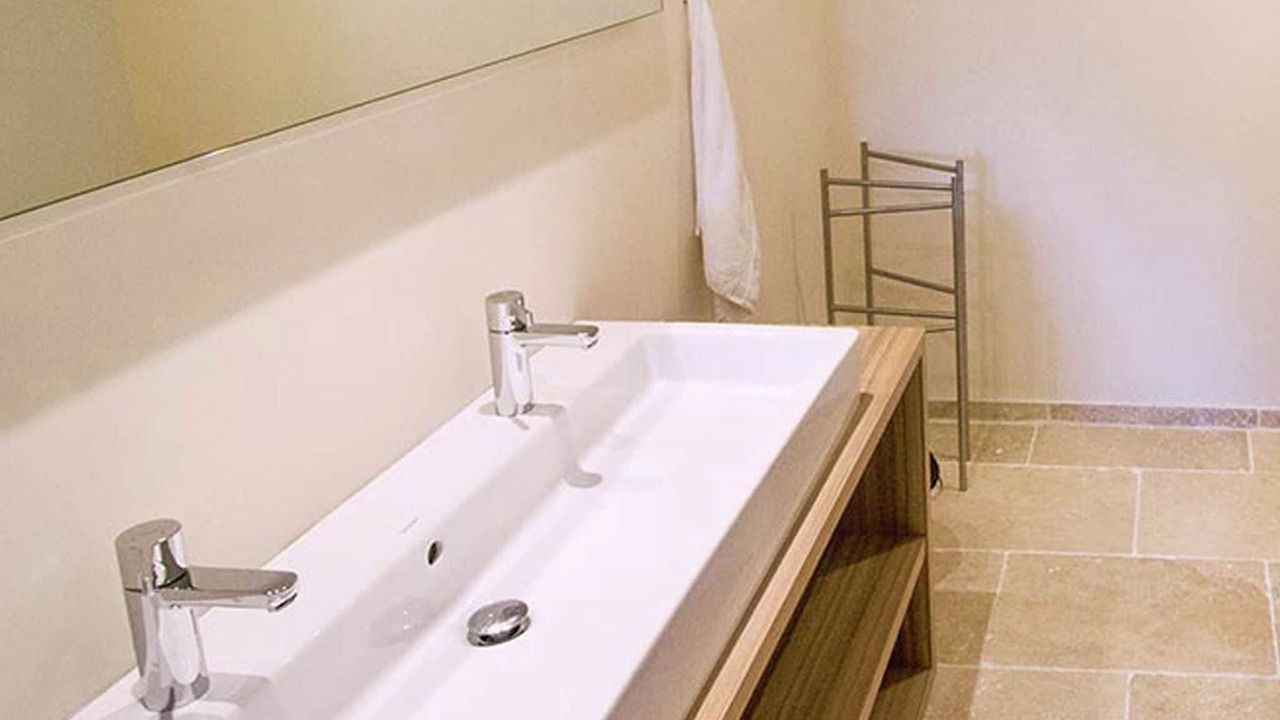 Photo of Bathroom in Villeseque-des-Corbieres