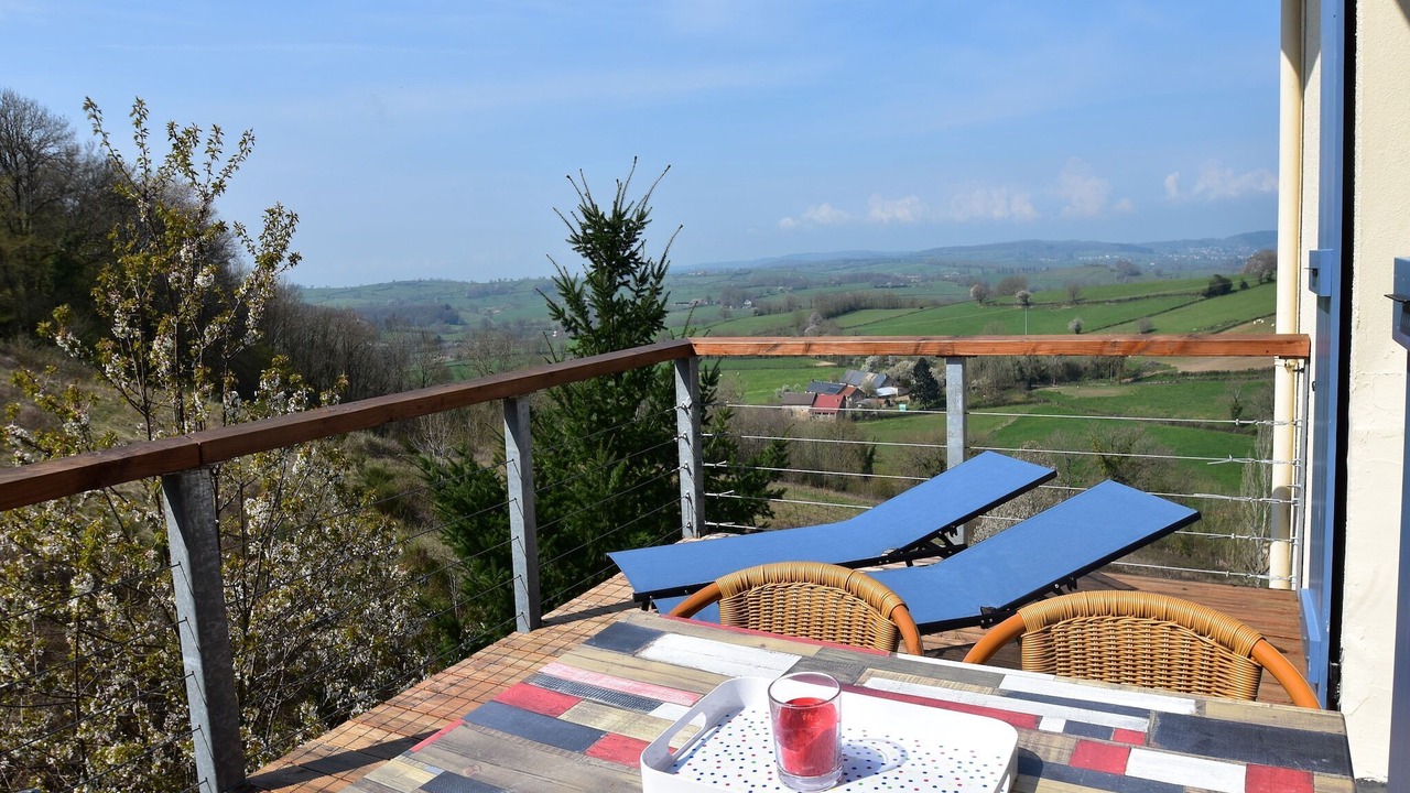 Photo of Patio Balcony in Cuzy