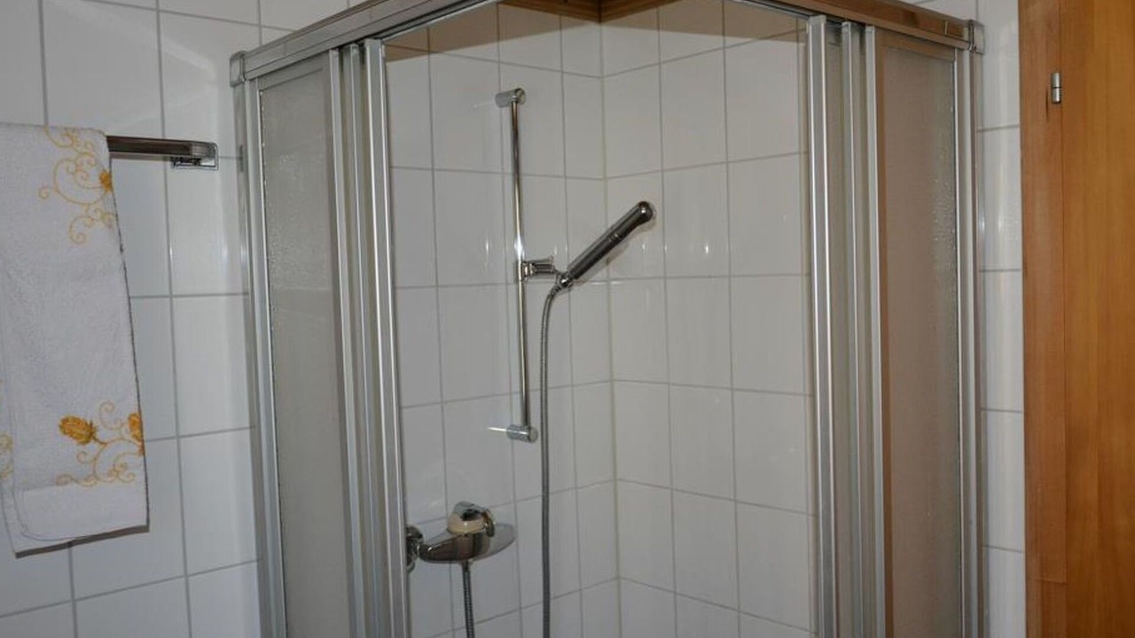 Photo of Bathroom in Lauenen