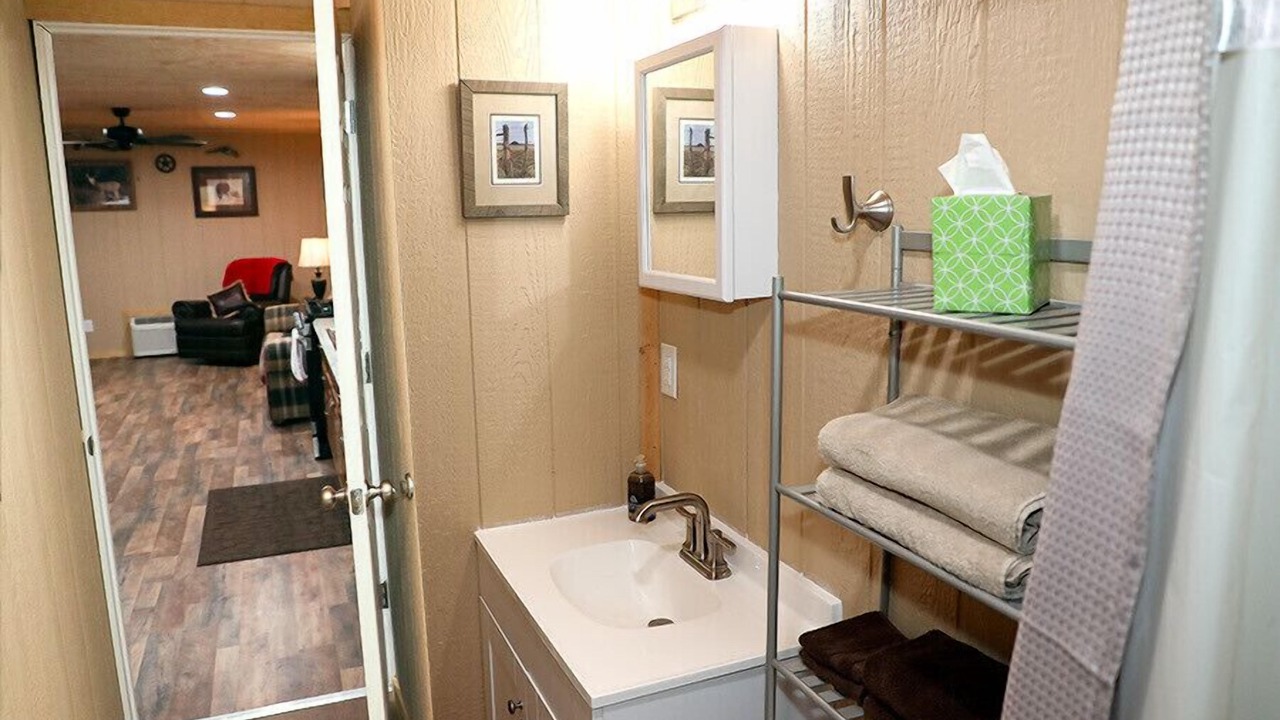 Photo of Bathroom in Commerce