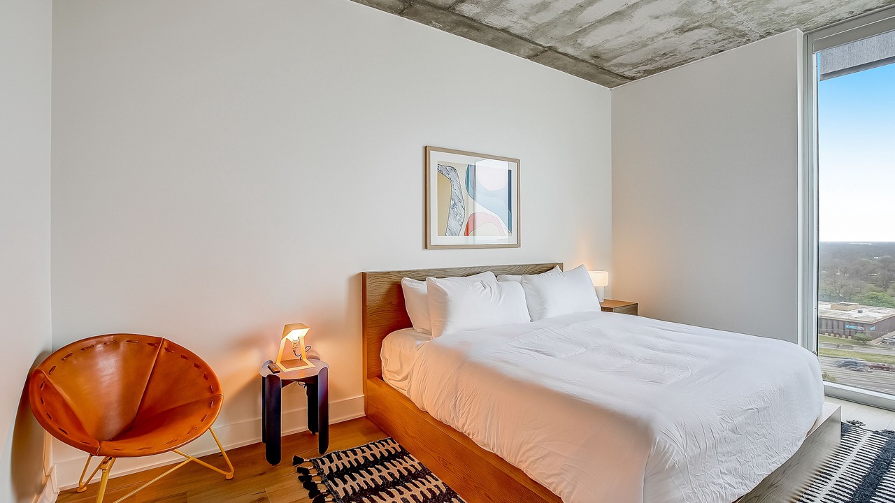 Photo of Bedroom in Rainey Street Historic District