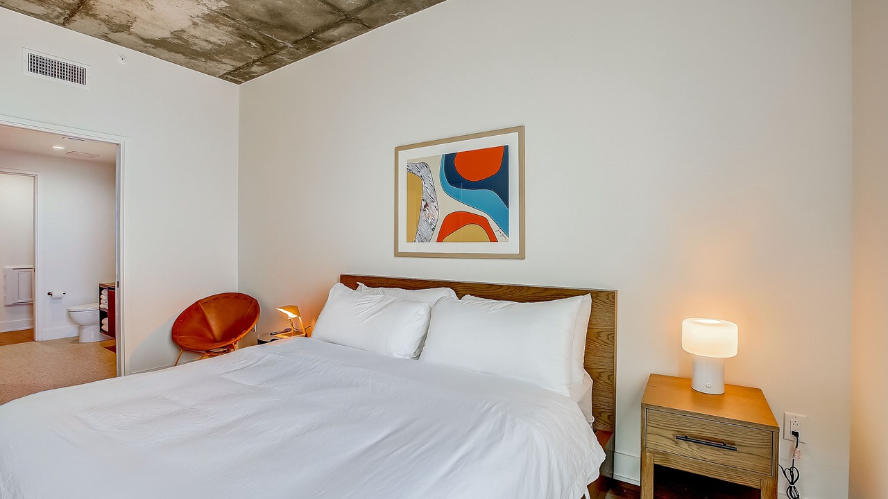 Photo of Bedroom in Rainey Street Historic District