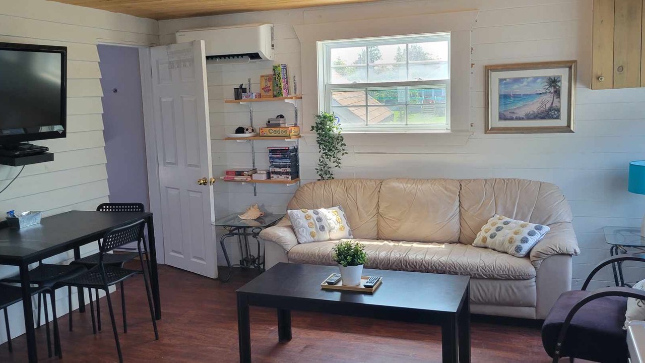 Photo of Livingroom in Pointe-du-Chene