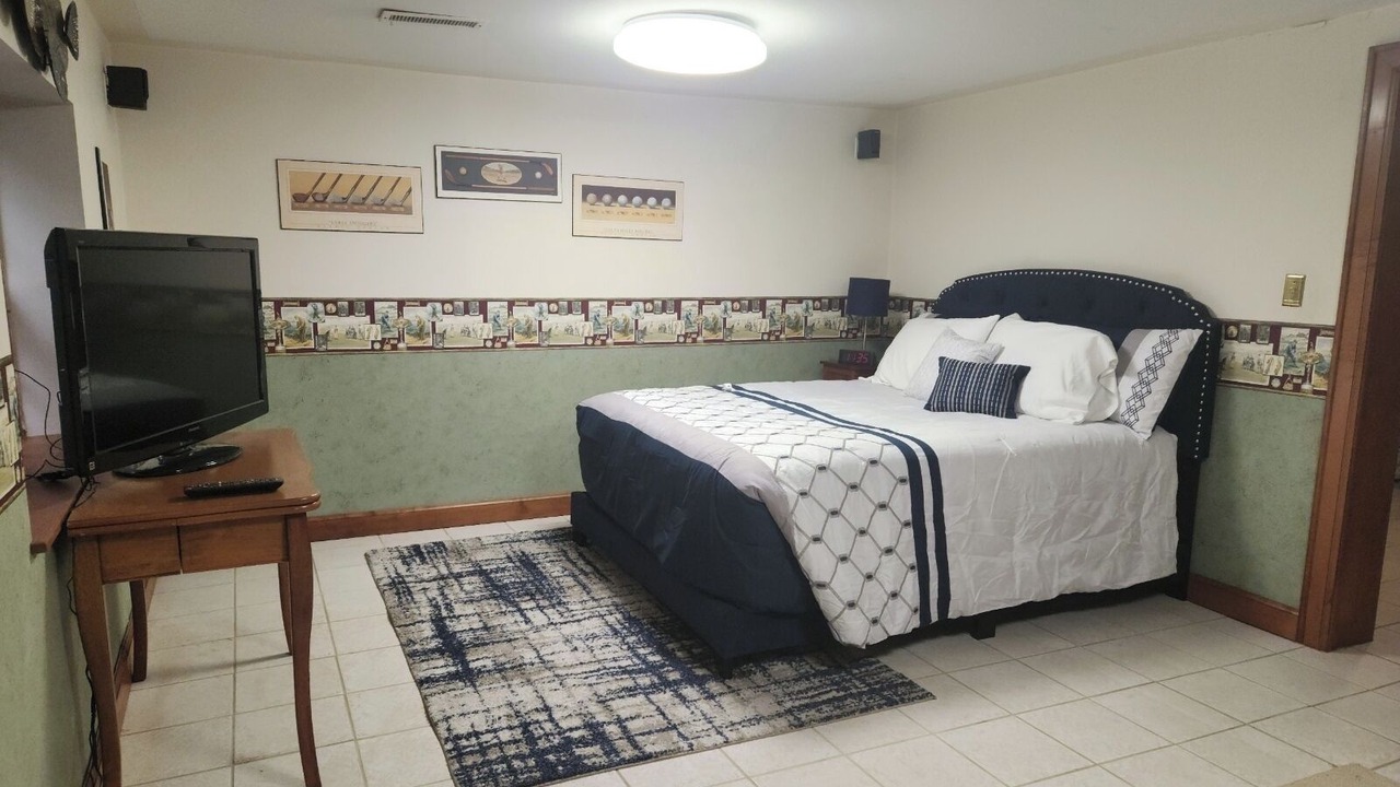 Photo of Bedroom in College Hill