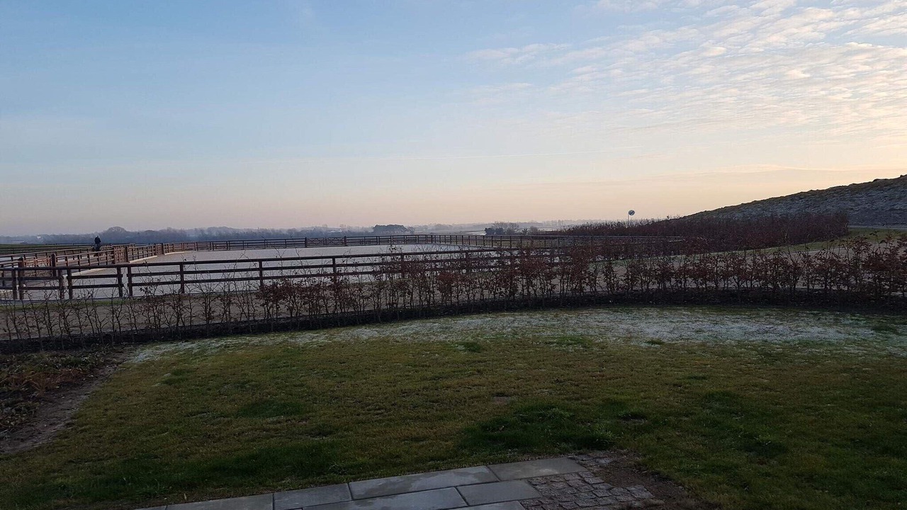 Photo of Outdoor in Mesinge