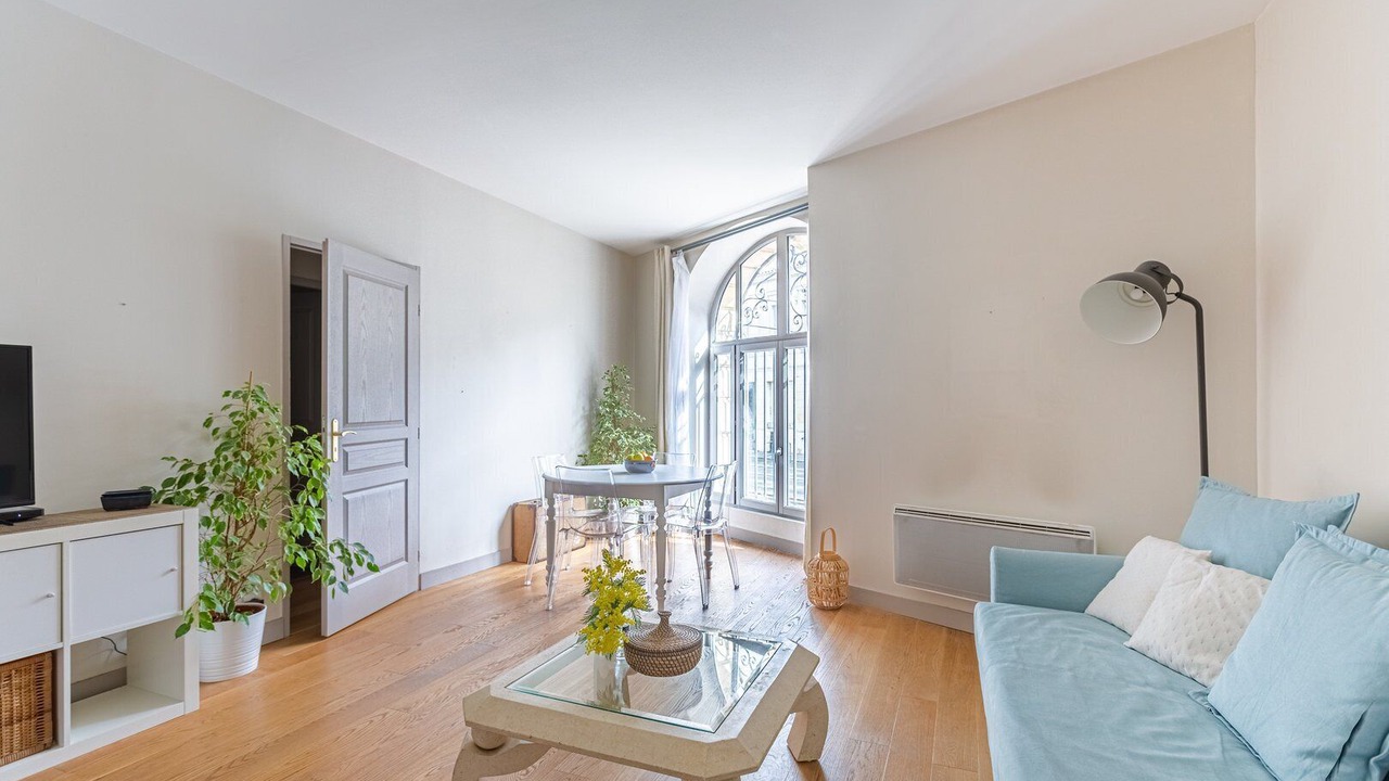 Photo of Livingroom in Saint Genes