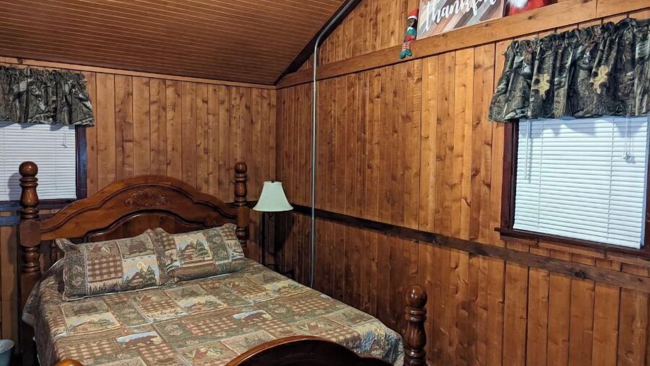 Photo of Bedroom in Berrien Springs