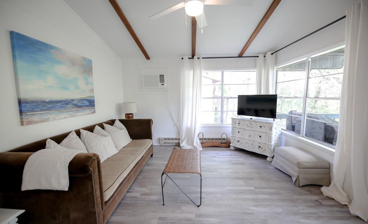 Photo of Livingroom in Greers Ferry