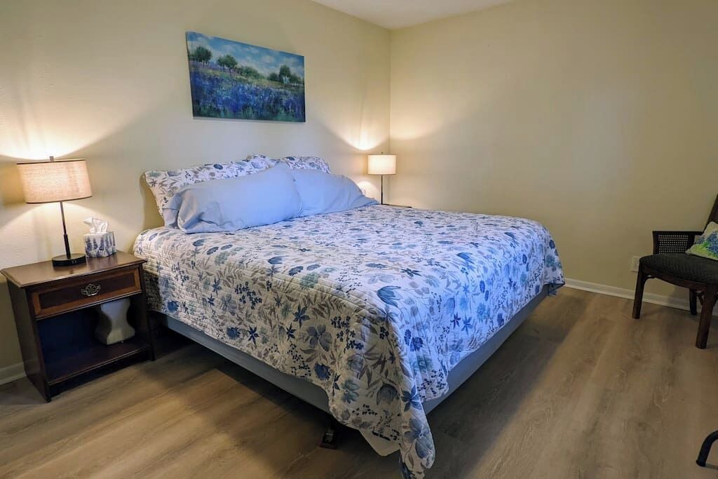 Photo of Bedroom in Bastrop