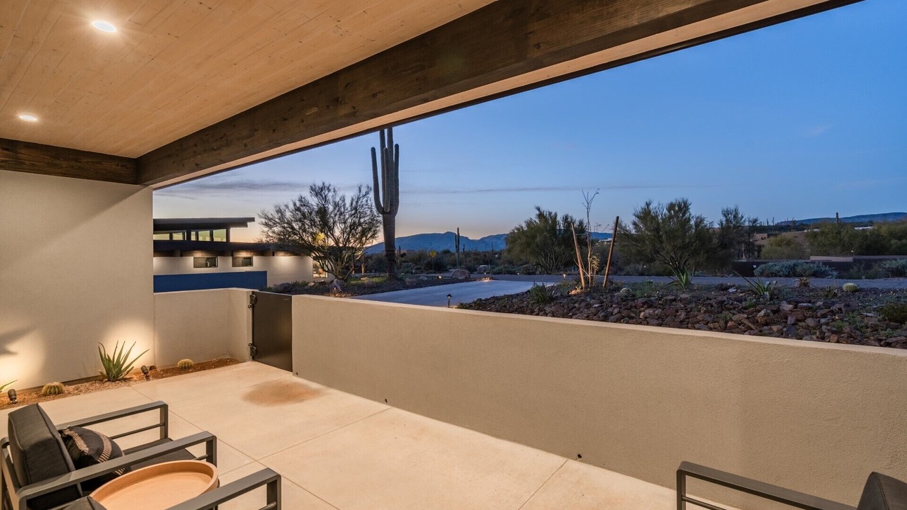 Photo of Patio Balcony in Leigh Estates