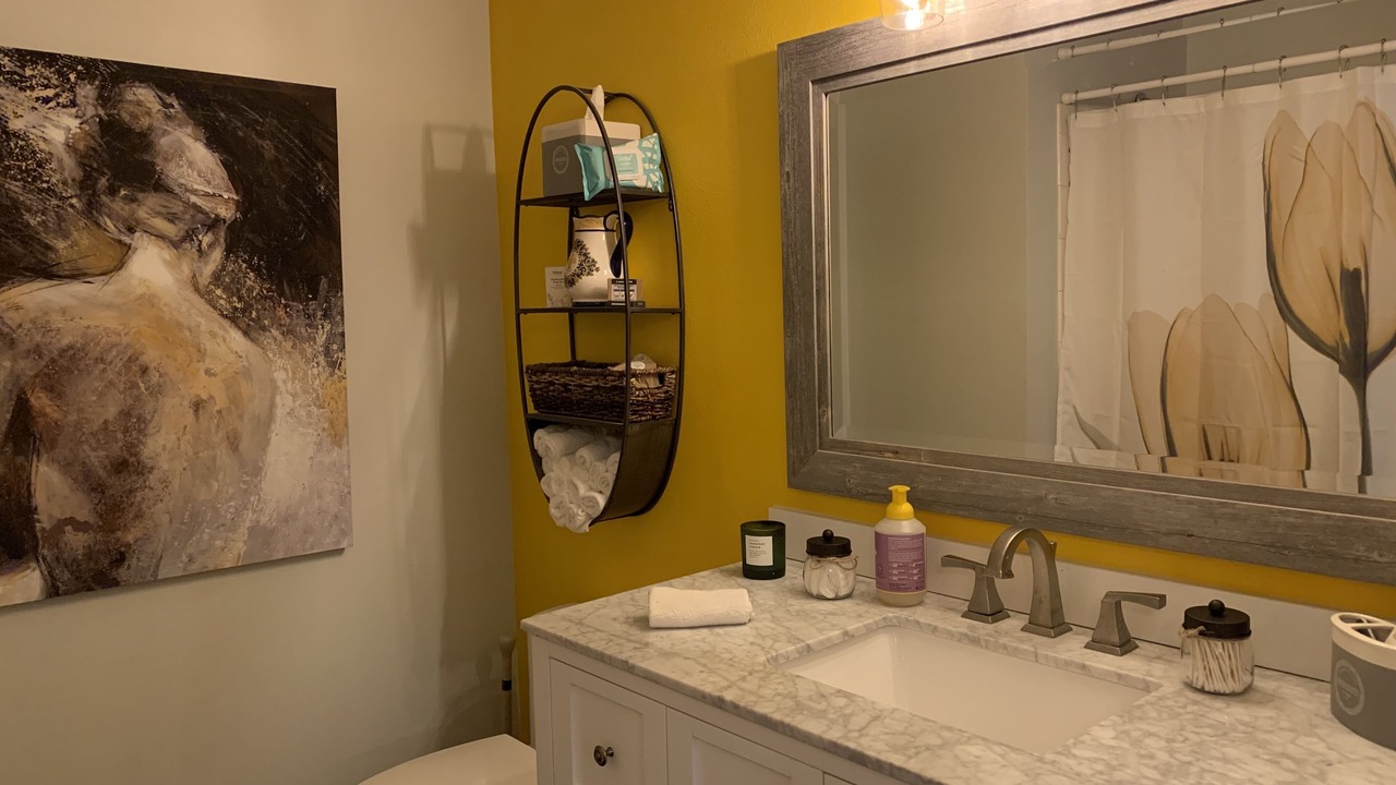 Photo of Bathroom in Belltown