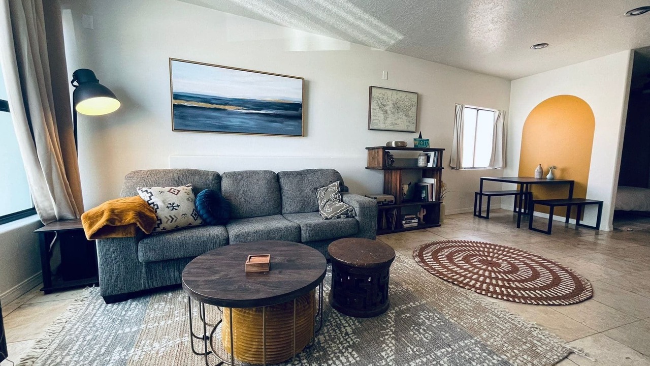 Photo of Livingroom in Nob Hill