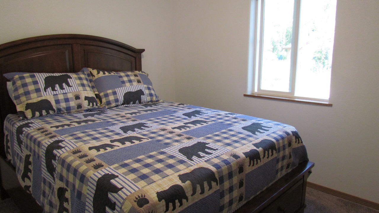 Photo of Bedroom in Talkeetna