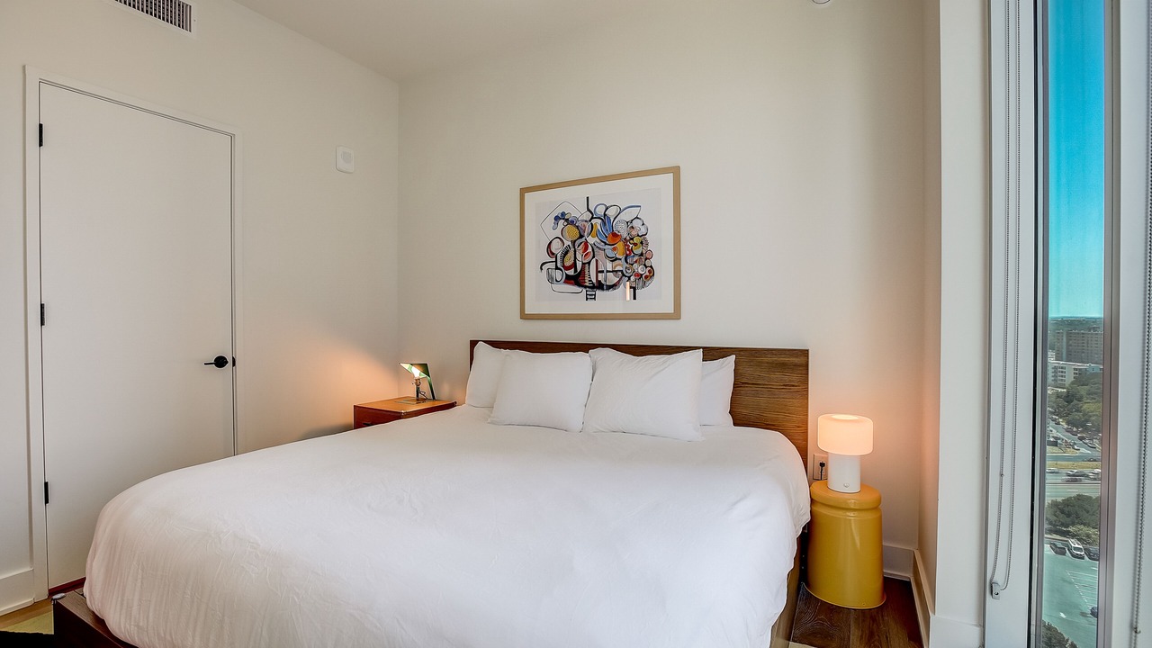 Photo of Bedroom in Rainey Street Historic District