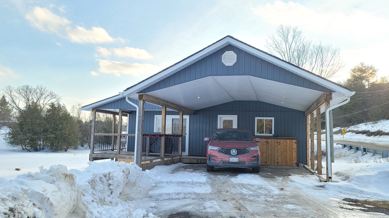 Photo of Outdoor in Gilmour
