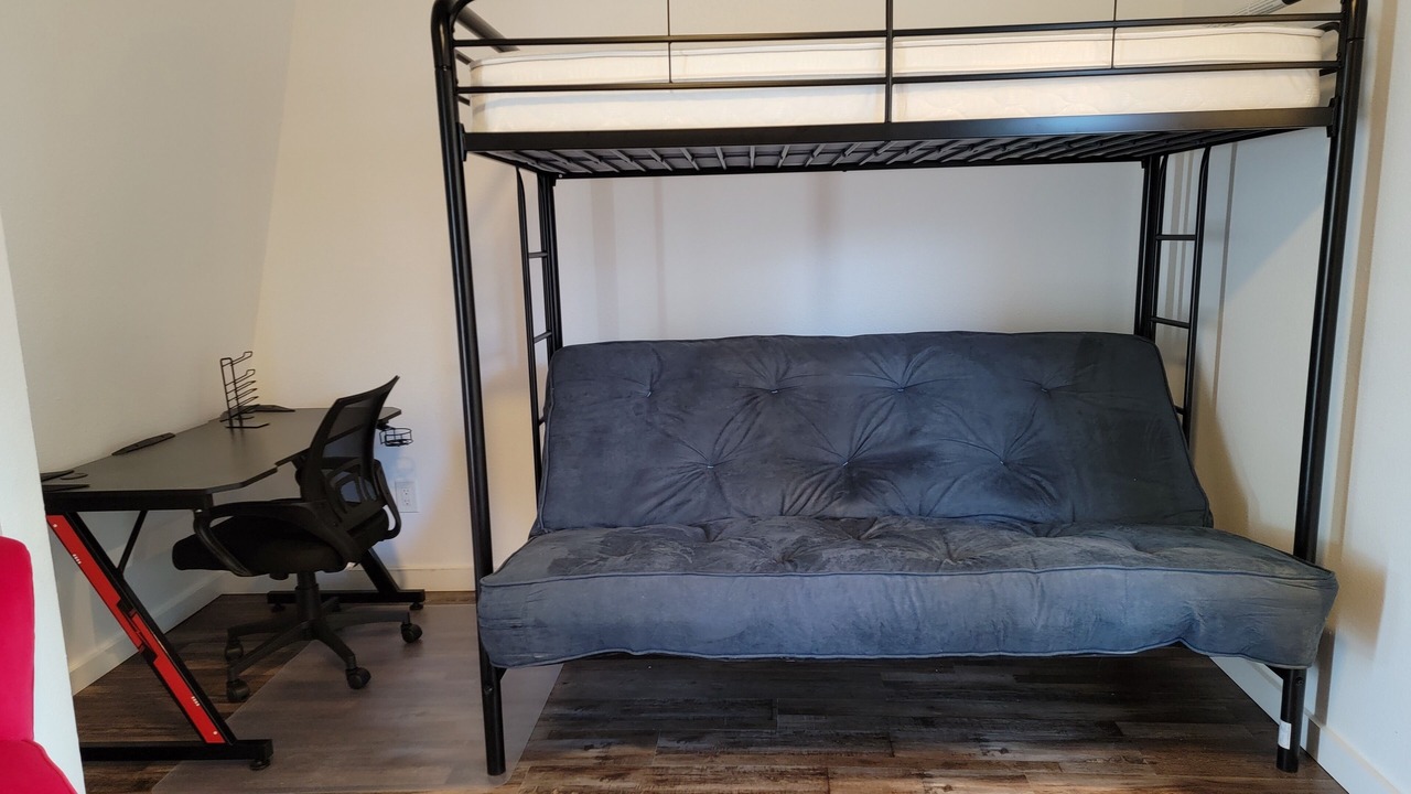 Photo of Livingroom in Bay Area