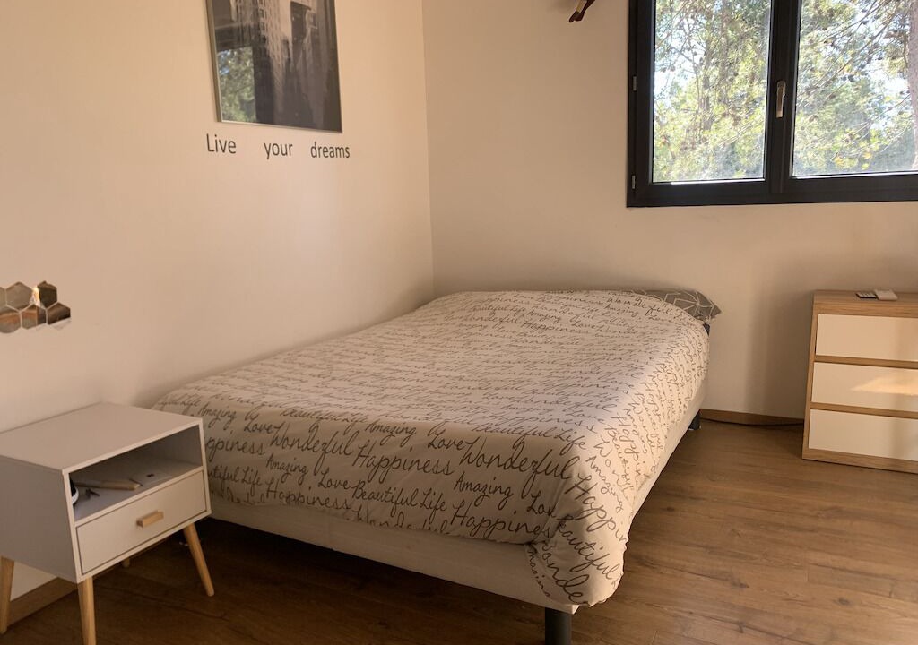 Photo of Bedroom in Saint-Jean-de-Cuculles