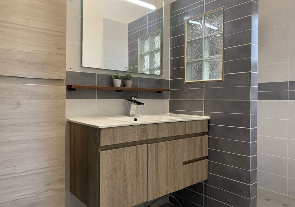 Photo of Bathroom in Saint-Jean-de-Cuculles