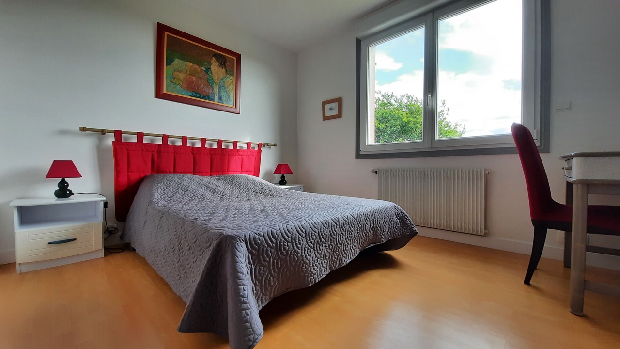 Photo of Bedroom in Plougasnou