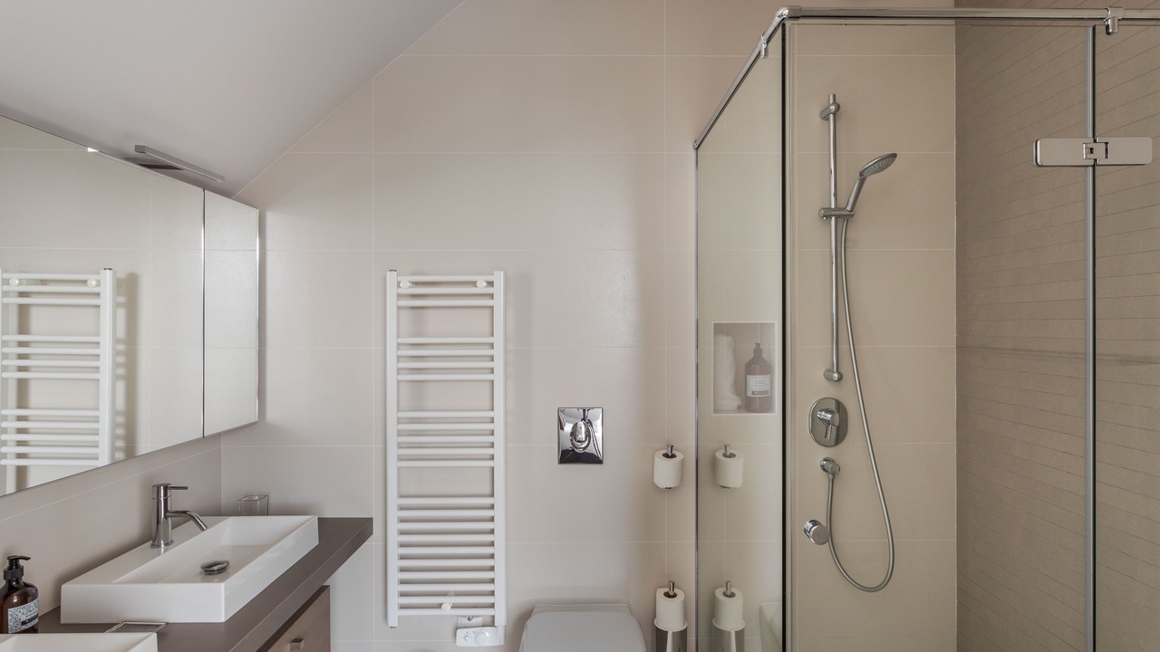 Photo of Bathroom in Rotheneuf