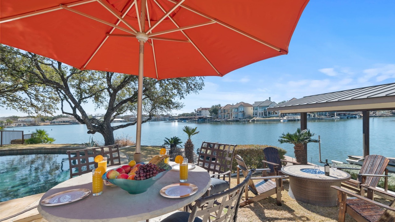 Photo of Outdoor in Horseshoe Bay West