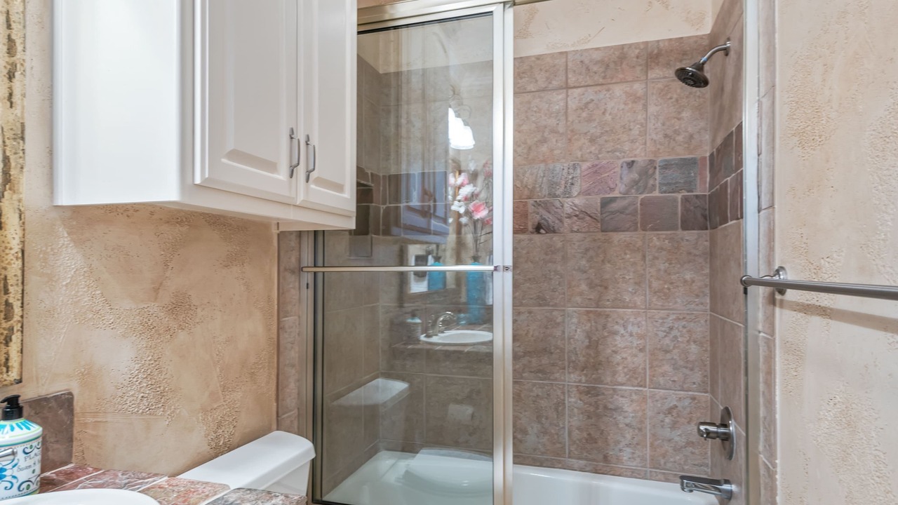 Photo of Bathroom in Horseshoe Bay West