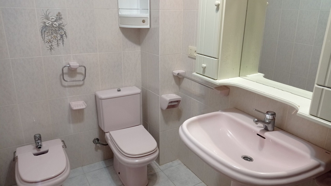 Photo of Bathroom in Xeraco