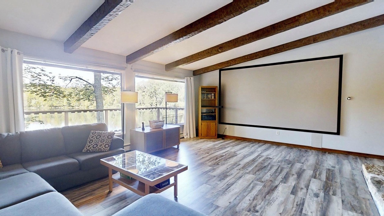 Photo of Livingroom in Wetmore