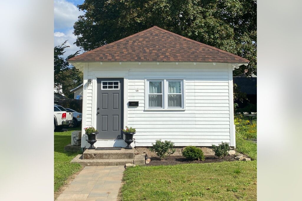 Photo of Outdoor in Alden