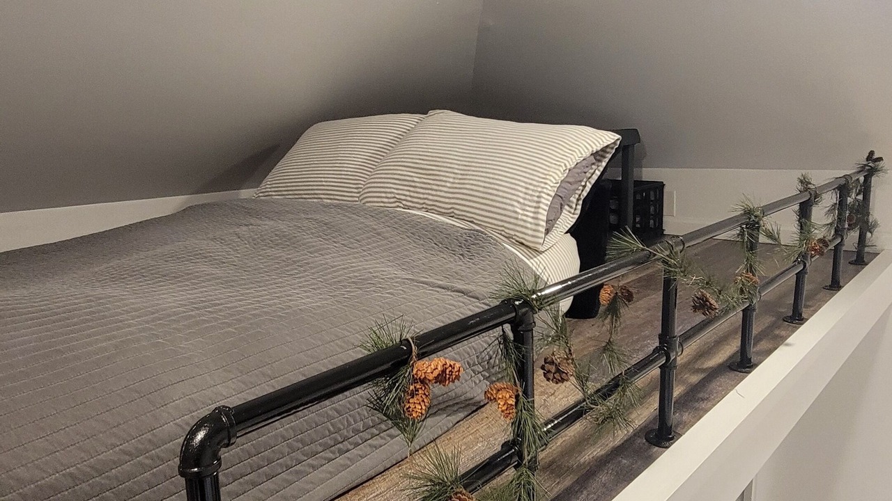 Photo of Bedroom in Alden