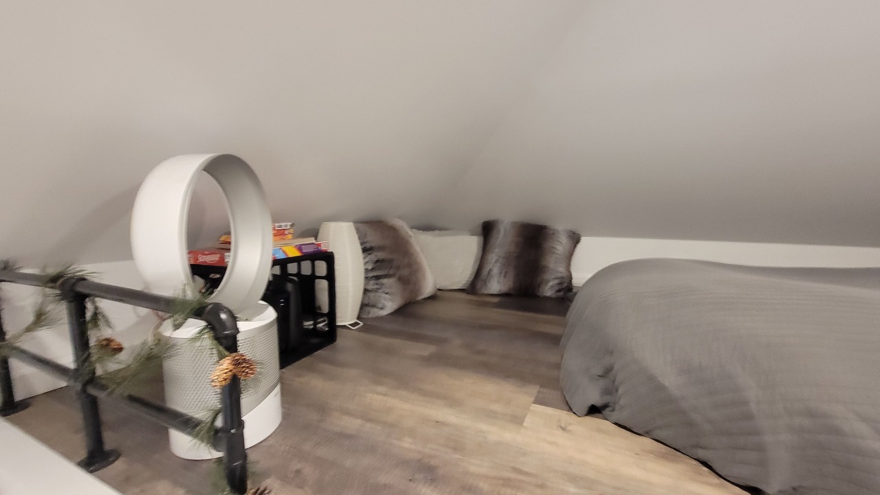 Photo of Bedroom in Alden