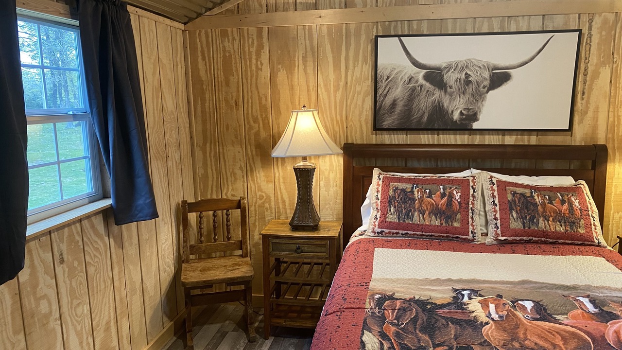 Photo of Bedroom in Centerville