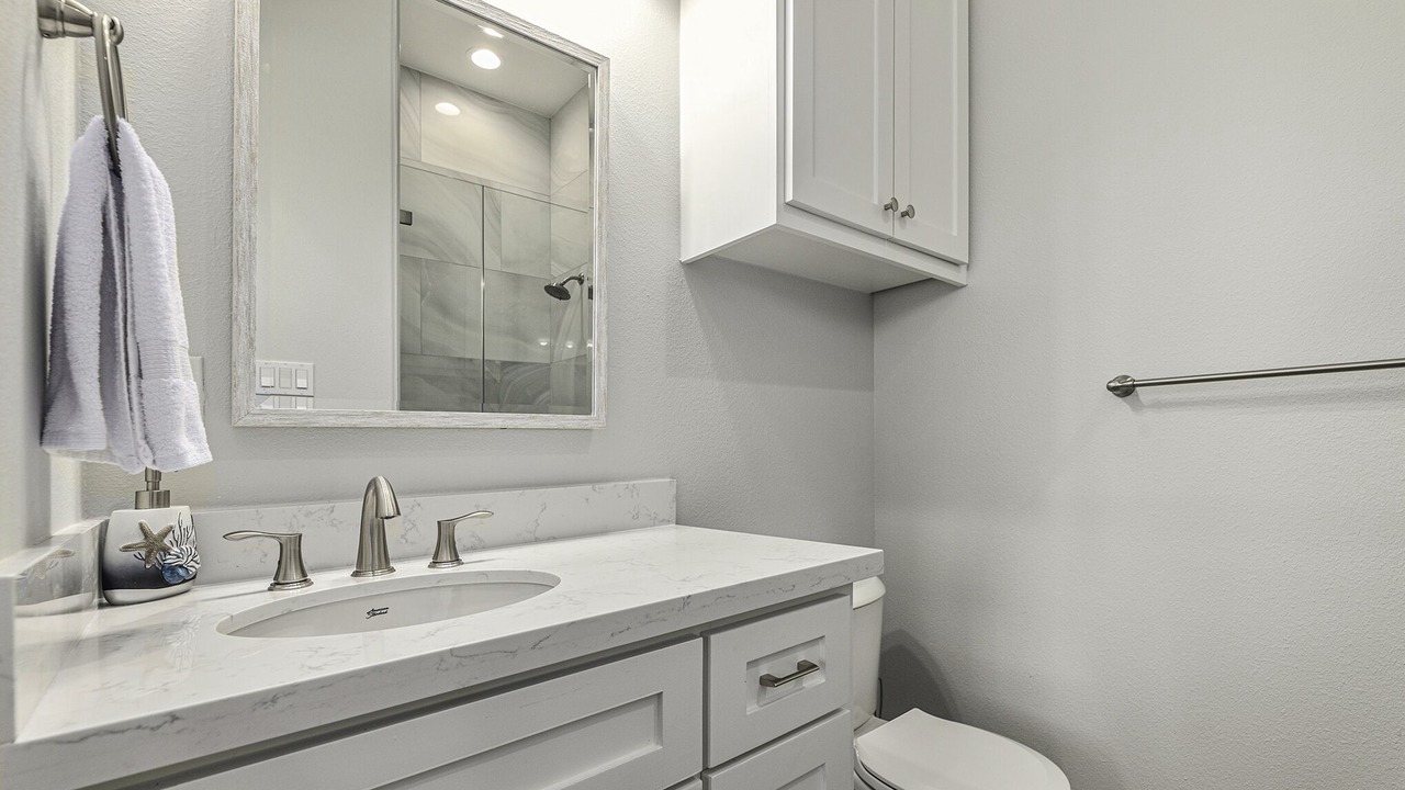 Photo of Bathroom in Red Fish Cove