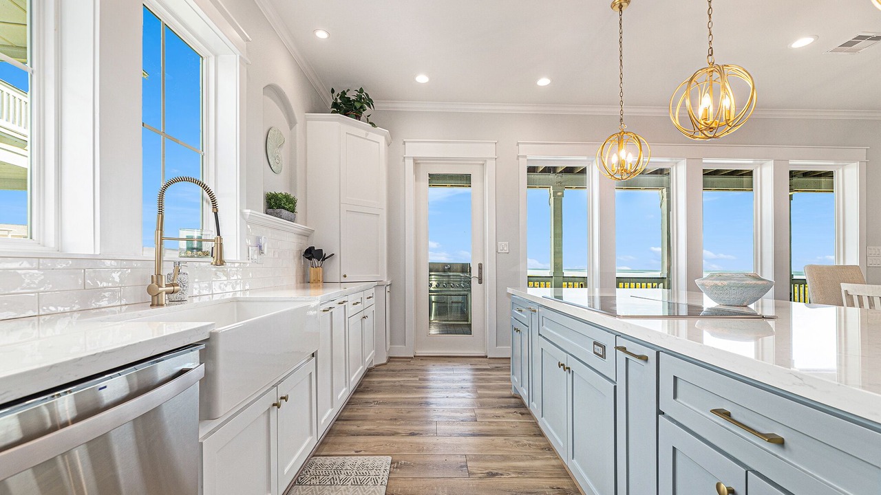 Photo of Kitchen in Red Fish Cove
