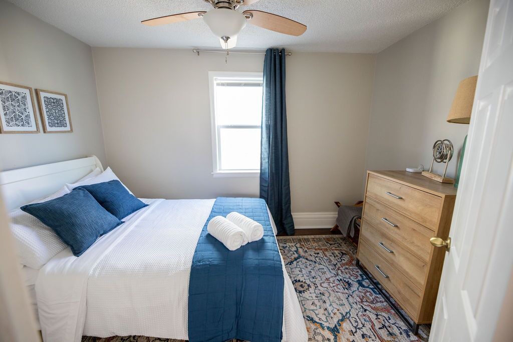 Photo of Bedroom in Caney
