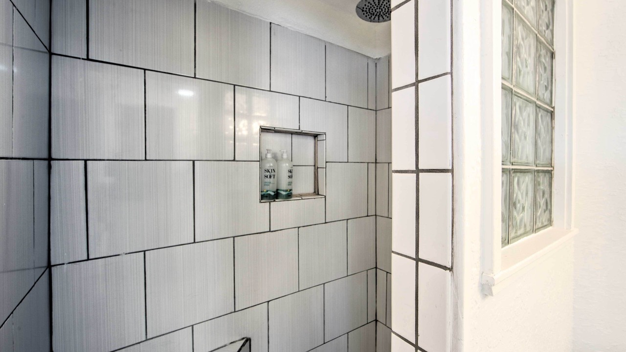 Photo of Bathroom in Carolyn Estates