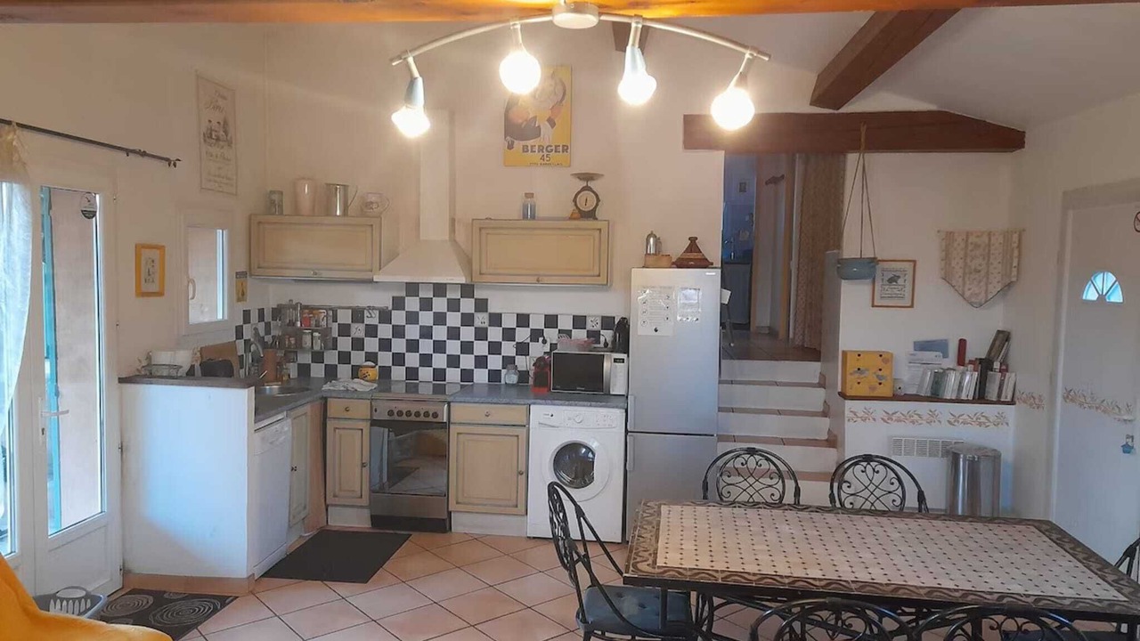 Photo of Kitchen in Entrecasteaux
