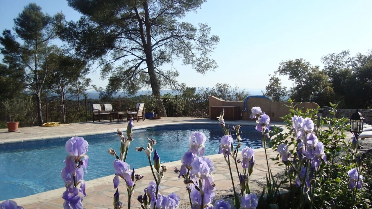 Photo of Outdoor in Entrecasteaux