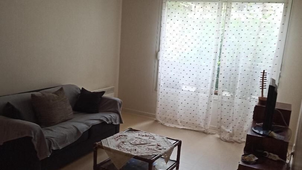 Photo of Livingroom in 15th Arrondissement