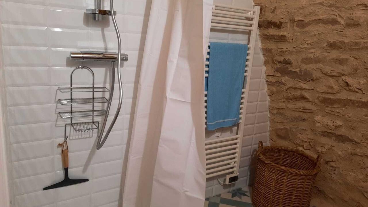 Photo of Bathroom in Laval-du-Tarn