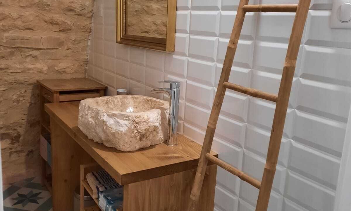 Photo of Bathroom in Laval-du-Tarn