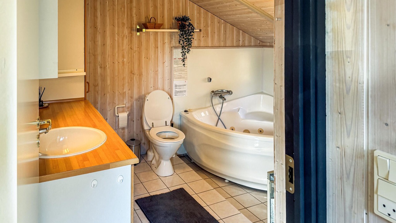 Photo of Bathroom in Øer Strand