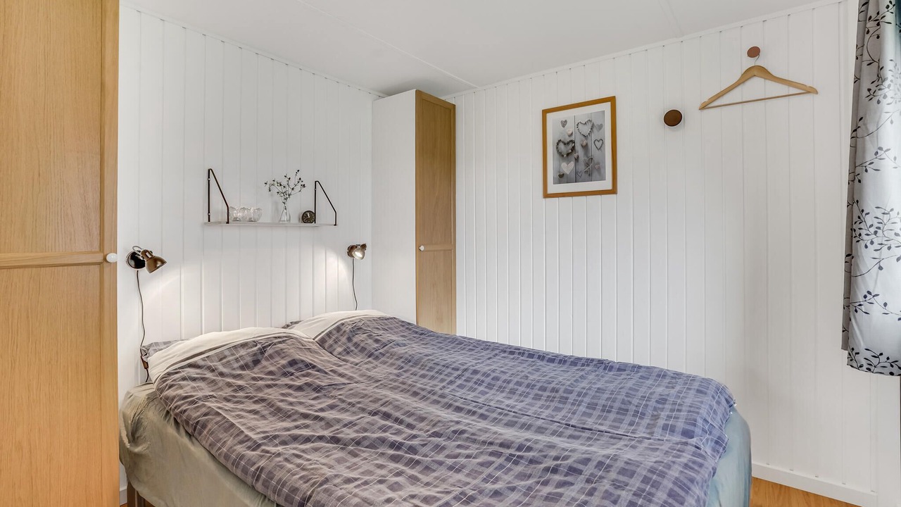 Photo of Others in Frolunde